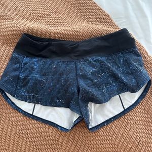 Lululemon speed up short, size 6, 2.5 in